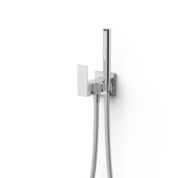Cuadro tres mitigeur encastre avec douche pour wc